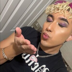 Meet your Posher, Jovi